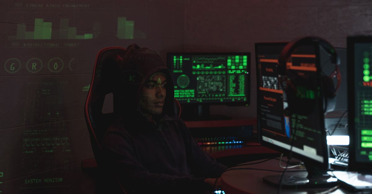 découvrez les meilleures pratiques et solutions en cybersécurité pour protéger vos données et prévenir les cyberattaques.
