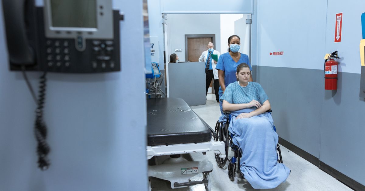 informations sur les frais pour les patients en situation d'urgence, incluant les tarifs et les modalités de facturation.