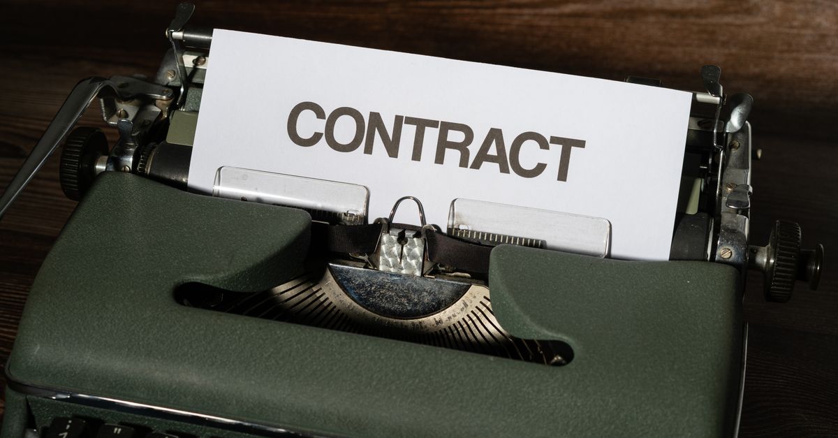 découvrez comment rédiger et comprendre un avenant de contrat pour modifier les termes d'un accord initial en toute légalité.