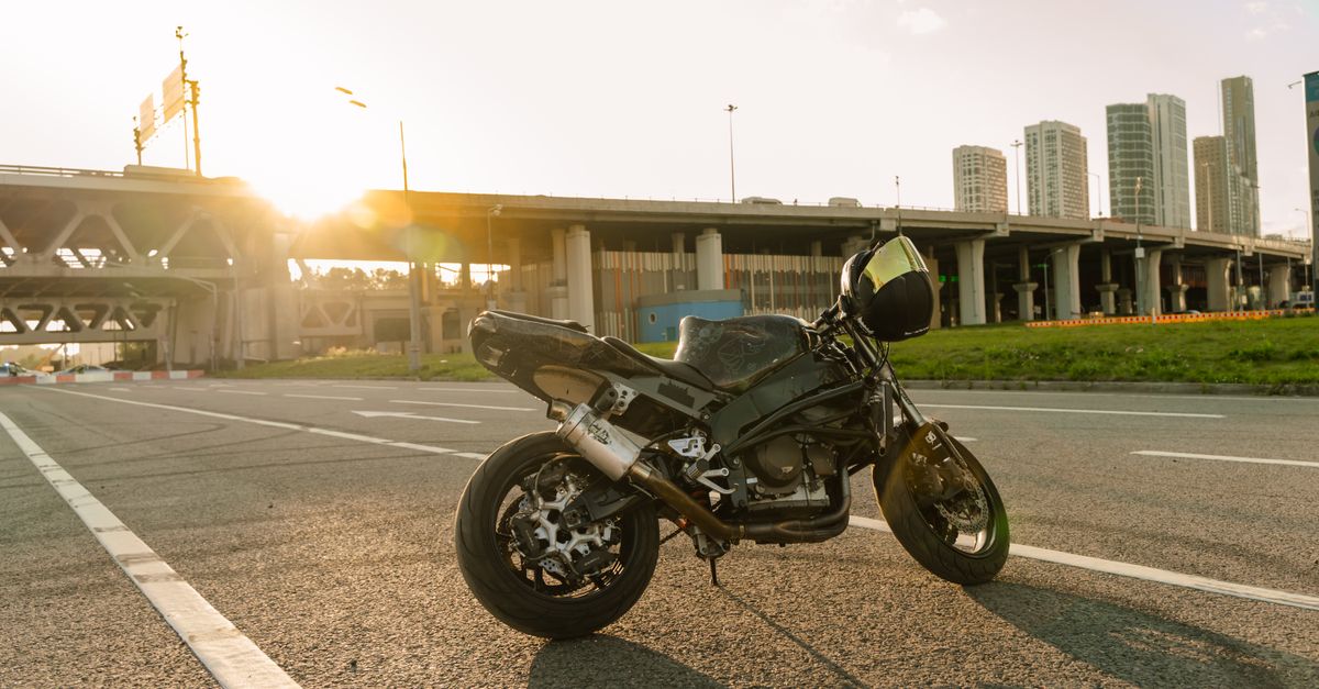 découvrez les amendes et conséquences légales de la conduite sans catalyseur sur votre moto. informez-vous pour éviter les sanctions et protéger votre véhicule.