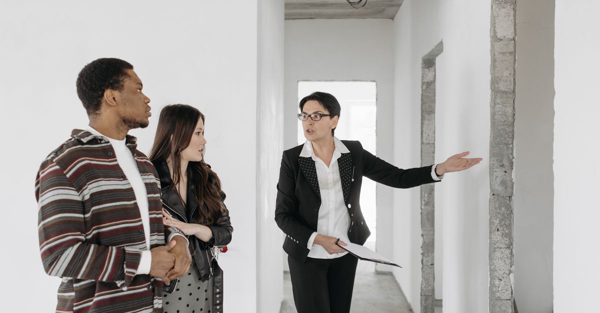 découvrez les meilleures stratégies et astuces pour réussir vos négociations immobilières et obtenir le meilleur prix pour votre achat ou vente de bien immobilier.
