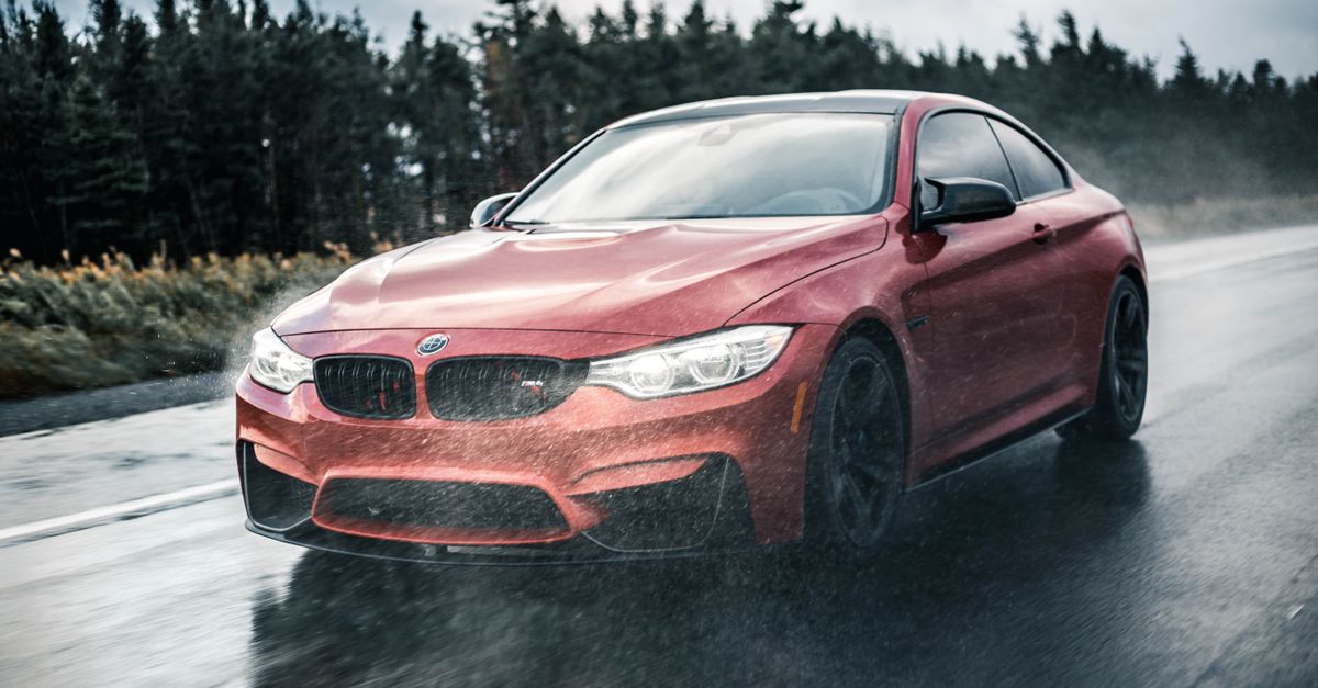 assurez votre voiture avec les meilleures offres d'assurance auto adaptées à vos besoins et à votre budget.