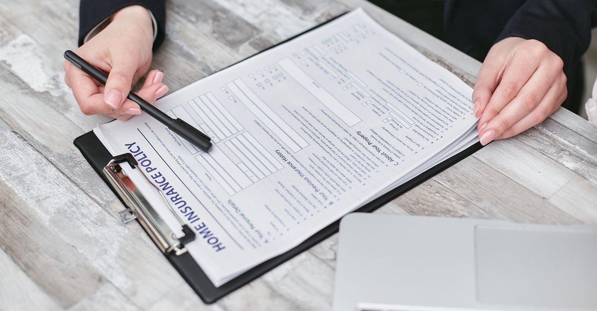 découvrez nos solutions d'assurance adaptées à vos besoins pour protéger votre avenir et celui de vos proches en toute sérénité.