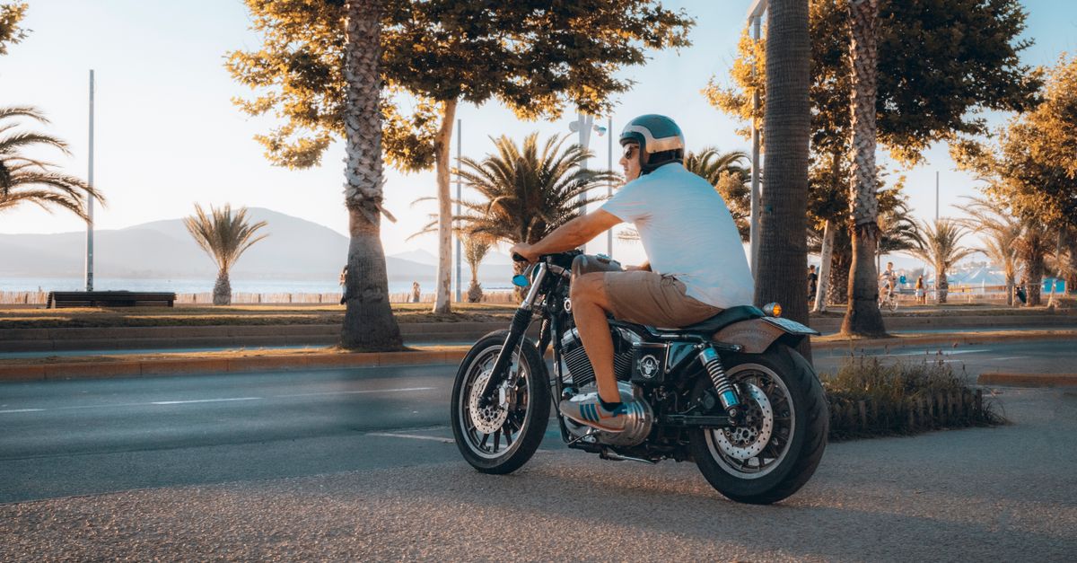 assurance moto : protégez votre deux-roues avec des garanties adaptées, des tarifs compétitifs et un service rapide pour une conduite en toute sérénité.