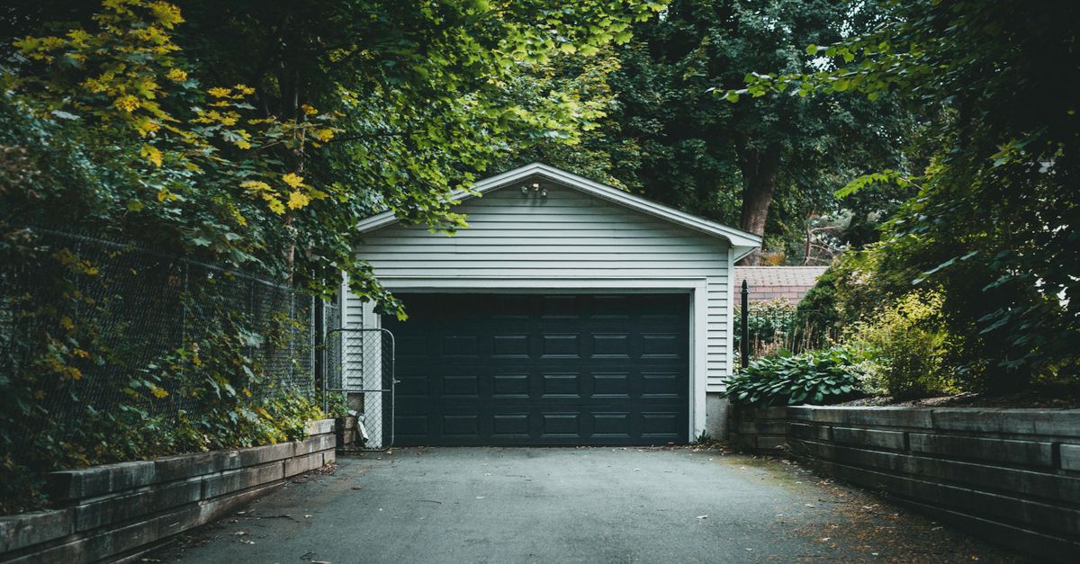 assurance garage locataire : protégez votre véhicule et vos biens avec une couverture adaptée aux garages en location.