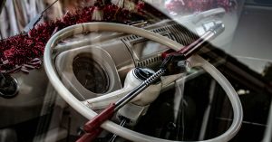 découvrez les causes, les risques et les moyens de prévention du vol de voiture pour protéger votre véhicule efficacement.
